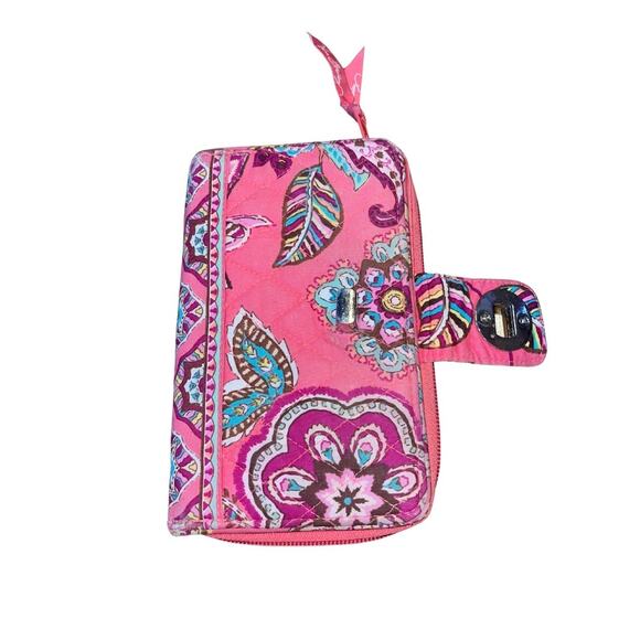 Vera Bradley 8' Zip Wallet Pink Paisley Lock Wallet Floral Vintage  compartments - Picture 2 of 5